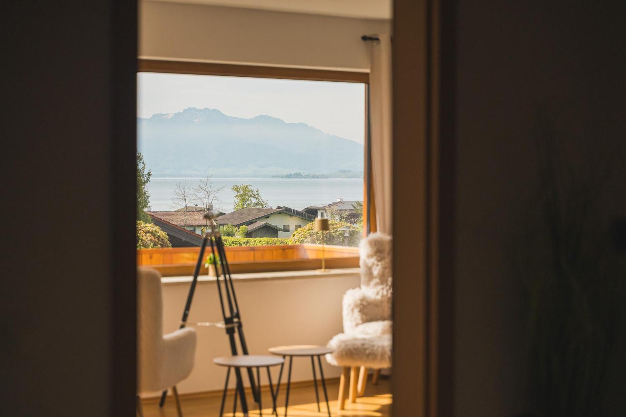 Chalet Am See - Seeblick Bergblick Modern Charmant Neu Seeon-Seebruck Exterior photo