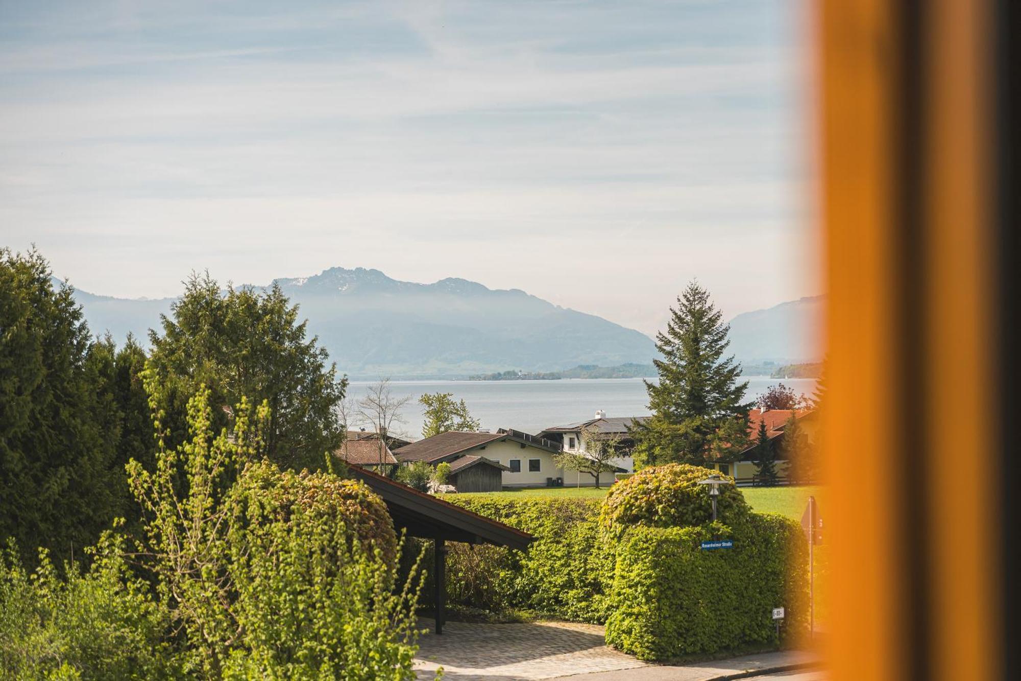 Chalet Am See - Seeblick Bergblick Modern Charmant Neu Seeon-Seebruck Exterior photo
